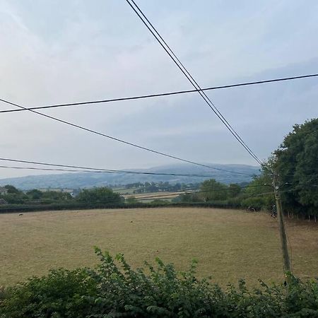 Quarryman'S Holiday Let Llysfaen Экстерьер фото